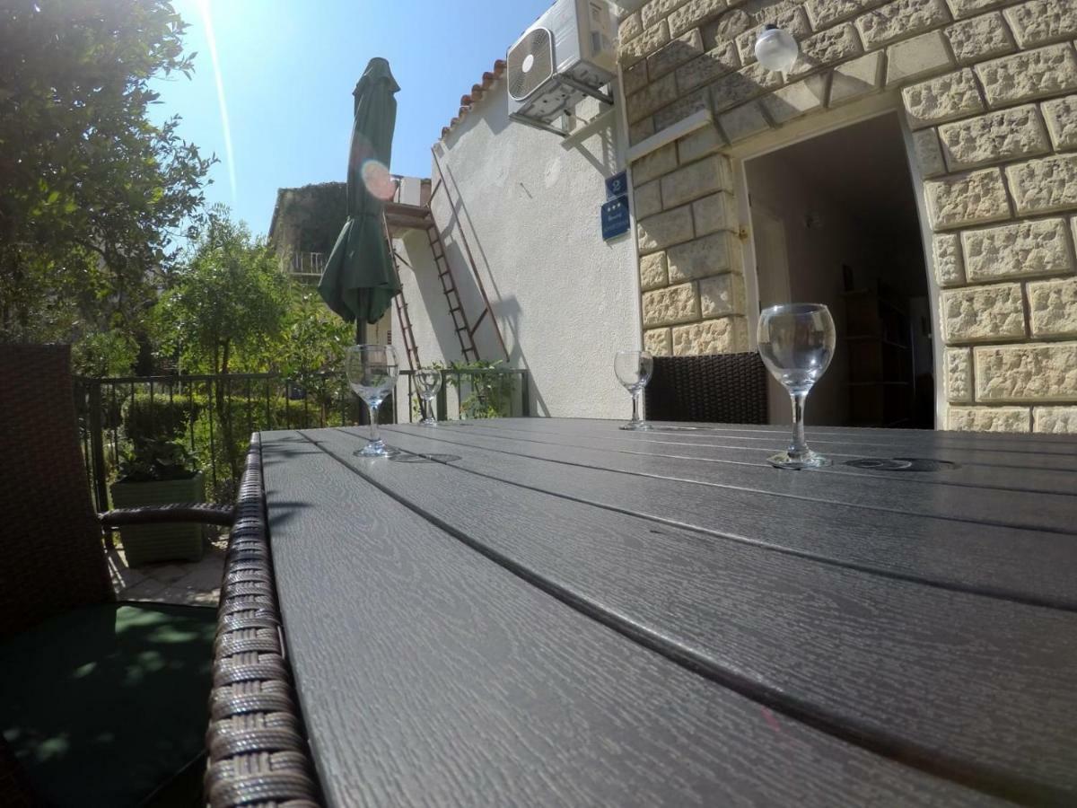 Apartman Kalajzic Omiš Eksteriør bilde
